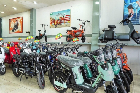 Người dân tăng nhu cầu mua xe điện trong tháng 7