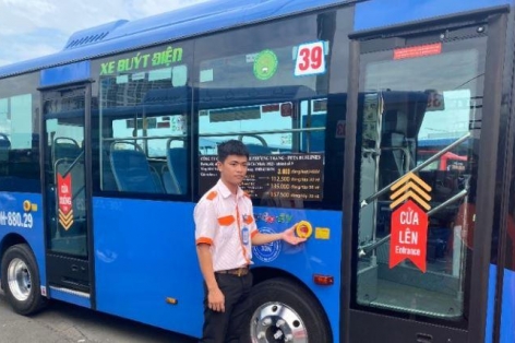 Thêm 443 chiếc xe buýt điện chính thức lăn bánh tại Thành phố Hồ Chí Minh