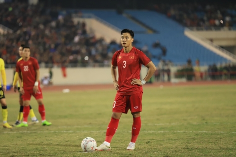 Trung vệ ĐT Việt Nam chỉ rõ lý do bị Singapore cầm hòa ở AFF Cup 2022