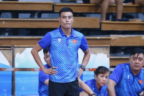 HLV ĐT futsal nữ Việt Nam nói gì sau 2 trận thua trước Nga?