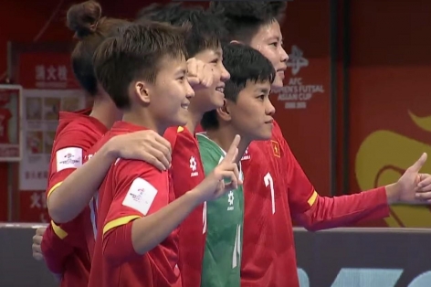 Trực tiếp futsal nữ Việt Nam 2-0 Hồng Kông: Bàn thắng liên tiếp