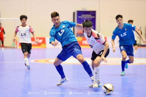 Hà Nội thua đậm 2-9 ở giải VĐQG
