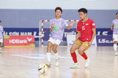 Đội bóng Việt Nam lập kỷ lục khó tin, thắng trận đầu tiên sau 3 năm