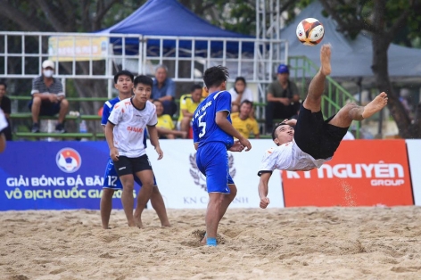 Đà Nẵng thắng cực đậm Bình Định 8-2
