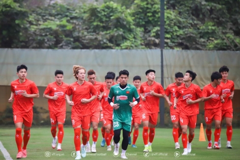 HLV Kim Sang Sik phải loại 12 cầu thủ U23 Việt Nam