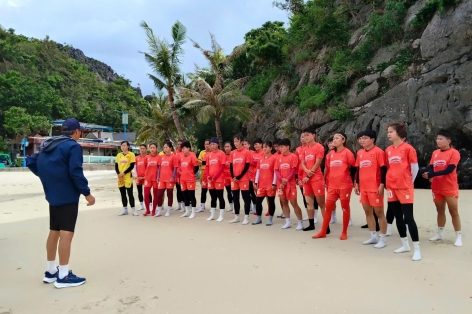 VIDEO: ĐT nữ Việt Nam duy trì tập luyện trước AFF Cup