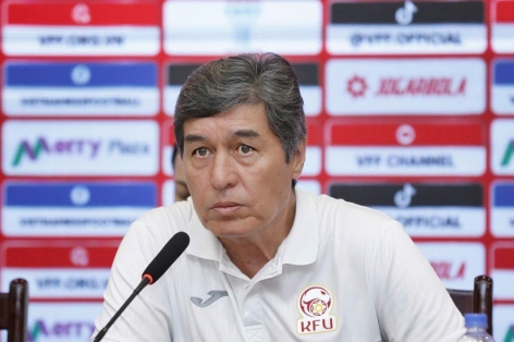 HLV Kyrgyzstan: 'Việt Nam là đội mạnh nhất'