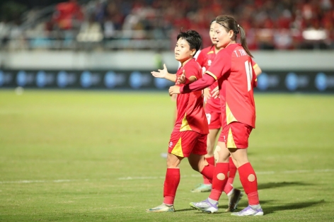 Trực tiếp nữ Việt Nam 0-0 Philippines: Trọng tài sai lầm nghiêm trọng