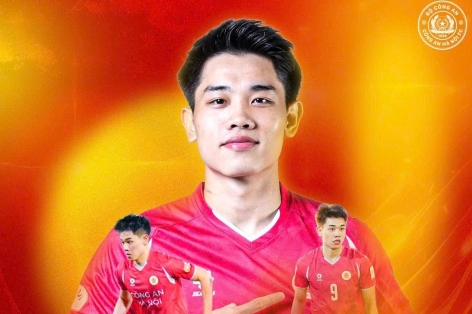 Trực tiếp Lễ trao giải Quả bóng vàng Việt Nam 2025: Đình Bắc nhận giải