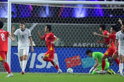 FIFA có hành động gây sốt với người hùng của U23 Việt Nam