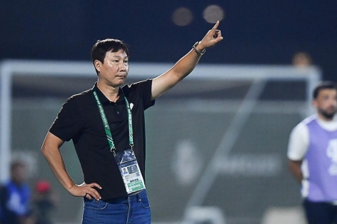 HLV Kim Sang Sik: 'Tôi cũng không ngờ U23 Việt Nam có 9 điểm'