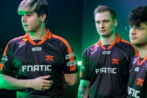 Tập thể Fnatic bị chính HLV 'bóc phốt', chỉ 2 người được an toàn
