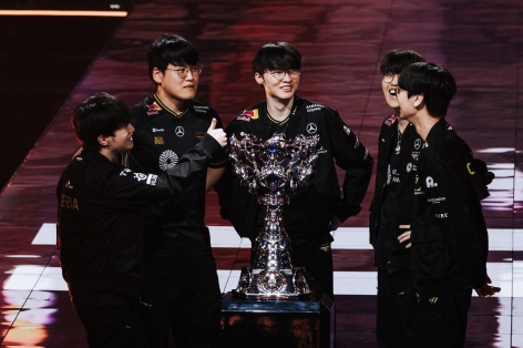 Cha đẻ Tiệm Phở anh Hai chính thức thêm ngôi sao thứ 6 vào game sau khi T1 vô địch CKTG 2025