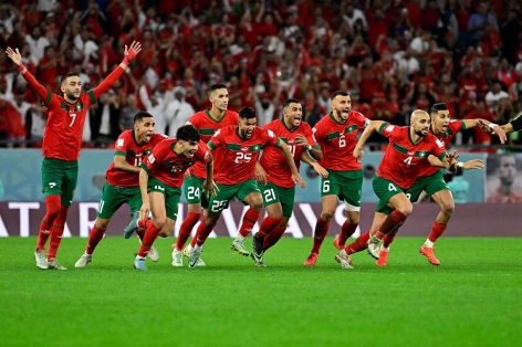 Nhập tịch cầu thủ để dự World Cup: Bài học thành công từ Morocco, Algeria