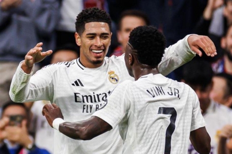 Trụ cột Real Madrid cân nhắc phẫu thuật sau Club World Cup