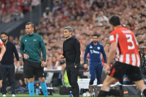 HLV Bilbao: 'Phạt đền là rõ ràng, nhưng thẻ đỏ thì quá nặng'