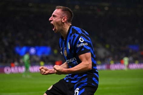 Người hùng Inter: 'Tưởng thắng Bayern là hay, nhưng thắng Barca còn điên rồ hơn'
