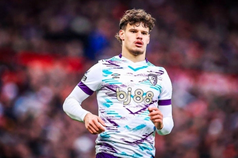 Đại chiến chuyển nhượng, Man City cướp 'hàng' Liverpool?