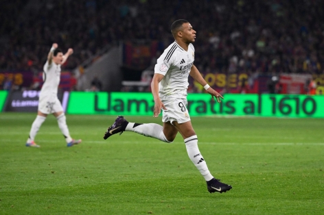 Không vô địch, Mbappé vẫn giành được 2 danh hiệu cá nhân quan trọng
