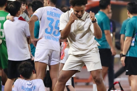 'May cho MU là Xuân Son không có mặt trên sân'