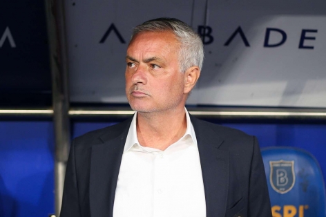 Nổi loạn tại Fenerbahce! 2 ngôi sao từ chối chơi cho Jose Mourinho