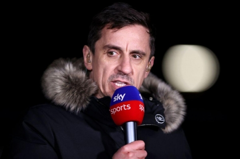 Gary Neville khuyên MU nên bán 4 cái tên