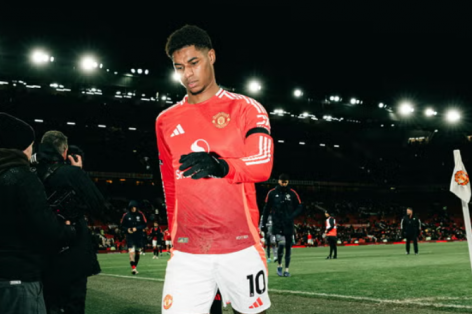 Marcus Rashford phản pháo lại CĐV giữa tin đồn rời MU