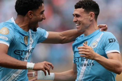 Phil Foden tỏa sáng, sẵn sàng thay De Bruyne ở Man City