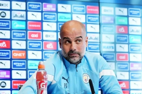 Pep Guardiola làm rõ chính sách nhân sự tại Man City