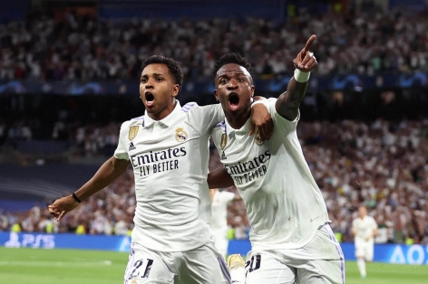 Barca chơi lớn: Theo đuổi cùng lúc hai sao đẳng cấp của Real Madrid