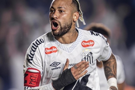 Neymar tỏa sáng, ghi bàn phút 85 giúp Santos chiến thắng