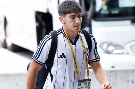 CHÍNH THỨC: Real Madrid chia tay thêm một 'viên ngọc quý'