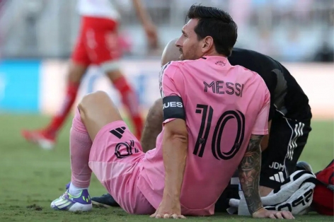HLV Mascherano lên tiếng về chấn thương mới của Messi