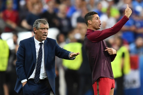 NÓNG: Xác định cái tên bất ngờ làm 'thầy mới' của Ronaldo tại ĐT Bồ Đào Nha