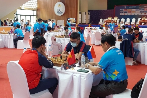 Kỳ thủ Việt Nam giành chiến thắng đầu tiên tại SEA Games 32