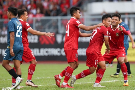 Đánh bại đội bóng 'tí hon', Indonesia vượt mặt Thái Lan tại AFF Cup 2022