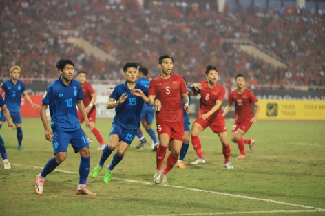 Lịch thi đấu bóng đá hôm nay 14/1: Việt Nam vs Thái Lan khi nào đá tiếp?
