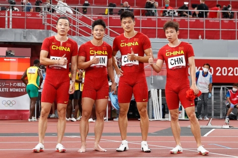 Đang dự ASIAD, VĐV Trung Quốc lại được trao HC Olympic