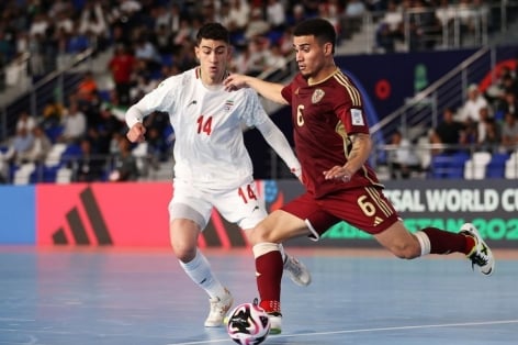 Đại diện châu Á đại thắng 7-1 ngày ra quân futsal World Cup