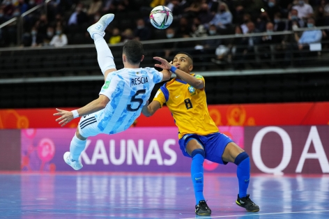 Xác định 2 đội mạnh nhất tranh cúp vô địch futsal World Cup