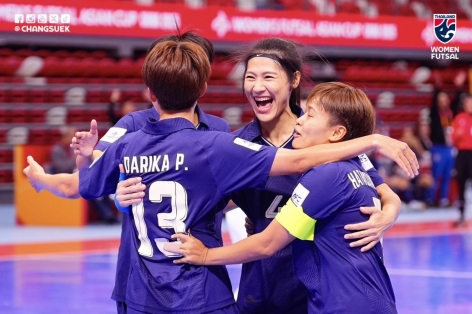 Thắng 5-2, tuyển Thái Lan tiến sát vé World Cup