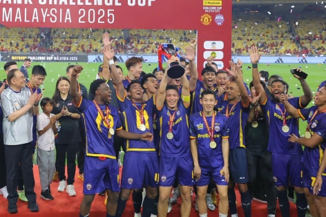Aguero bất ngờ với bàn thắng giúp ASEAN All-Stars hạ MU