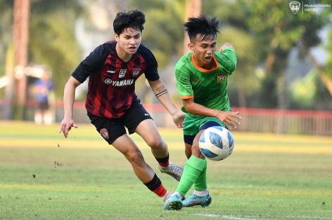 'Hiện tượng' Đông Nam Á khiến đội bóng Thái Lan 'vã mồ hôi' trước AFF Cup