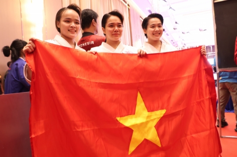 Việt Nam lập cú đúp HCV tại SEA Games 32