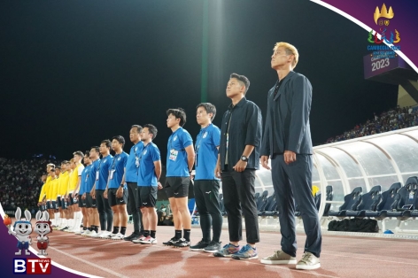 HLV U22 Campuchia: 'Đội thua vì quá nhiều CĐV đến sân cổ vũ'