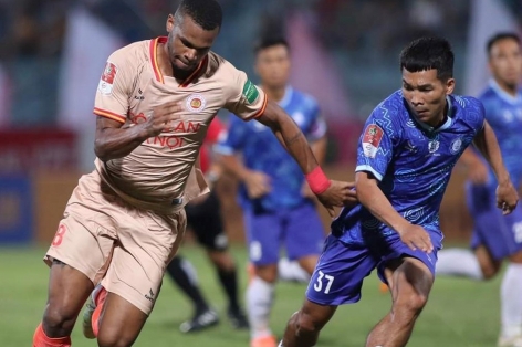 Trực tiếp Thanh Hóa 1-0 CAHN: Lâm Ti Phông mở tỉ số!!!!!