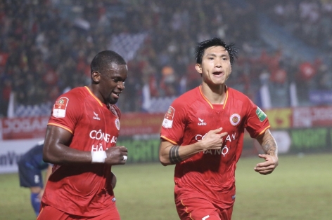 CLB CAHN nhận tin buồn trước trận gặp Nam Định