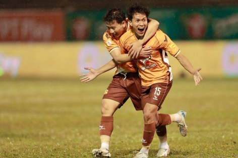 Vòng 5 V-League 2024/25: Nghẹt thở đến phút cuối cùng