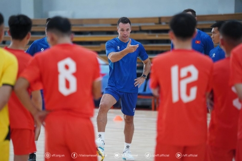 HLV ĐT futsal Việt Nam muốn giao hữu với ĐT Argentina