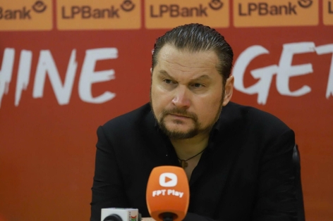 HLV Popov: 'Đáng ra Viettel phải ghi 4 bàn trong hiệp 1'